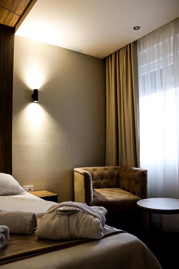 Hotel Mk Premier Novi Pazar Exteriér fotografie