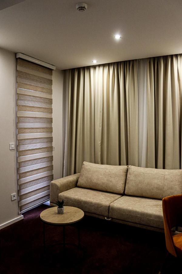 Hotel Mk Premier Novi Pazar Exteriér fotografie